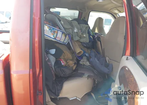 2000 Ford F-250 Lariat/Xl/Xlt z USA, uszkodzony, nr VIN 1FTNW21F5YEB81422